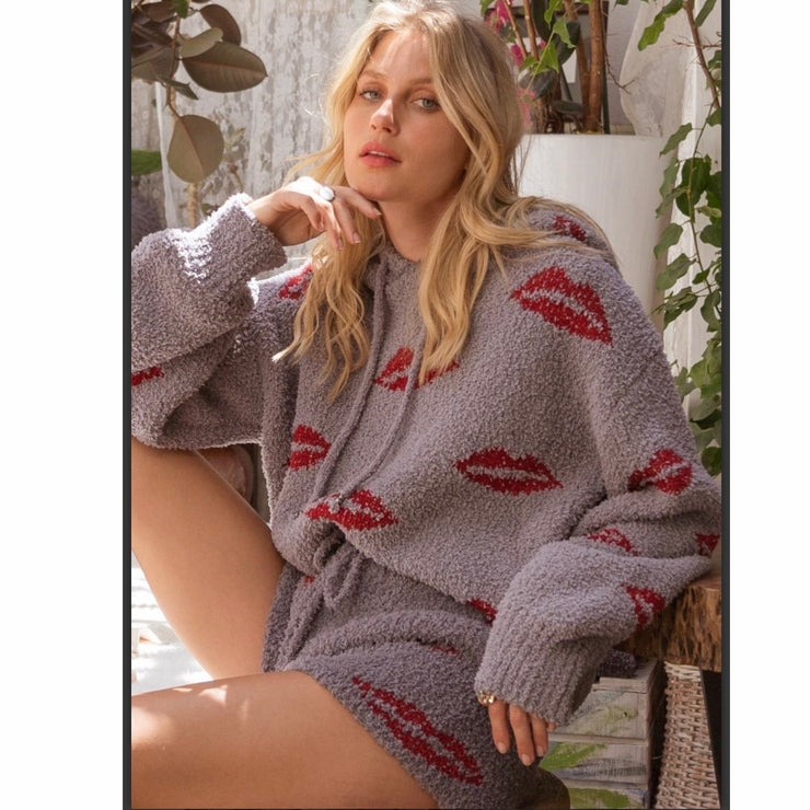 Berber Cozy Lips Hooded Pullover
