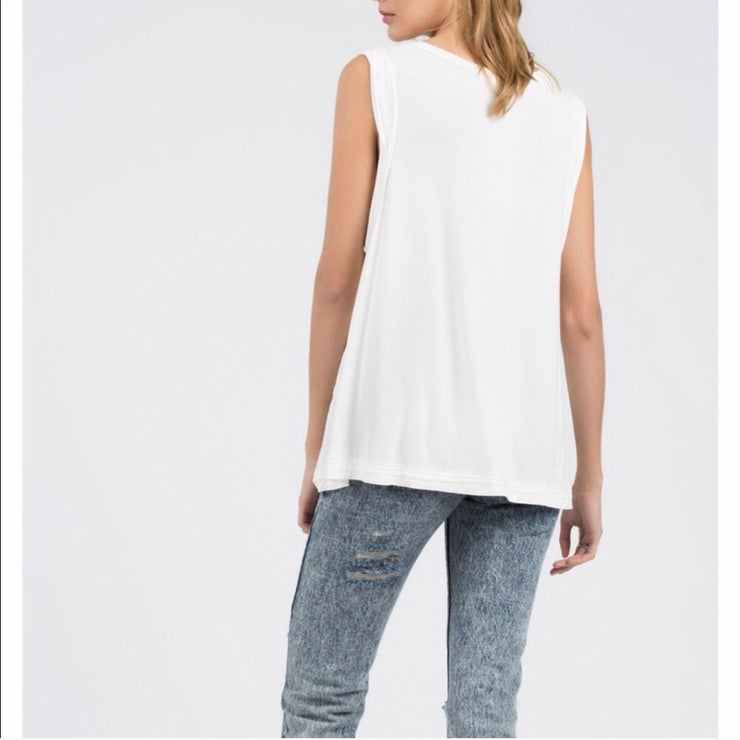 Deep V Tank White