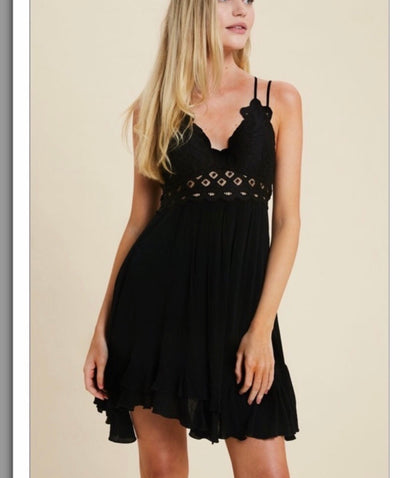 Black Scallop Lace Dress